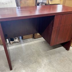 Offise Table