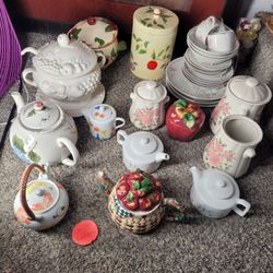 Teapot/plates and Large Ceramic 