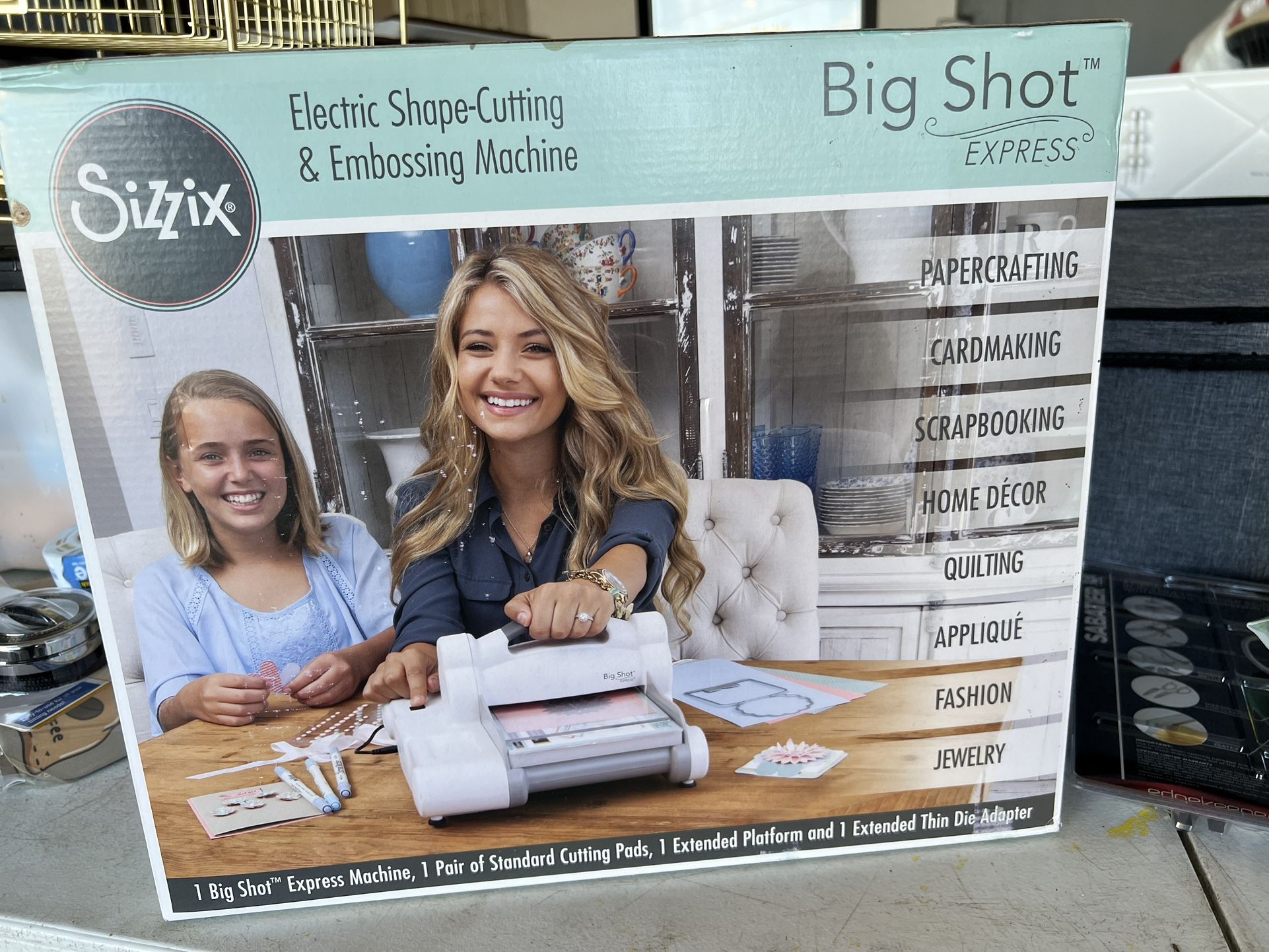 Sizzix Electric Cutting,new Wii In Box And More