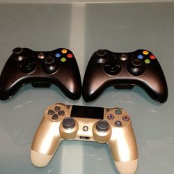 1 Ps4 Controller + 2 Xbox 360 Controllers