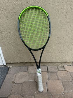 Wilson Blade 98 Version 7 Tennis Racket. 18x20