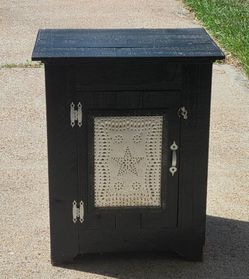 cabinet with 2 shelves inside