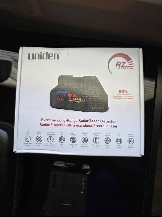 Uniden R7 Extreme Long-Range Radar Detector