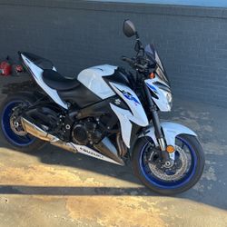 2019 Suzuki GSX-S1000