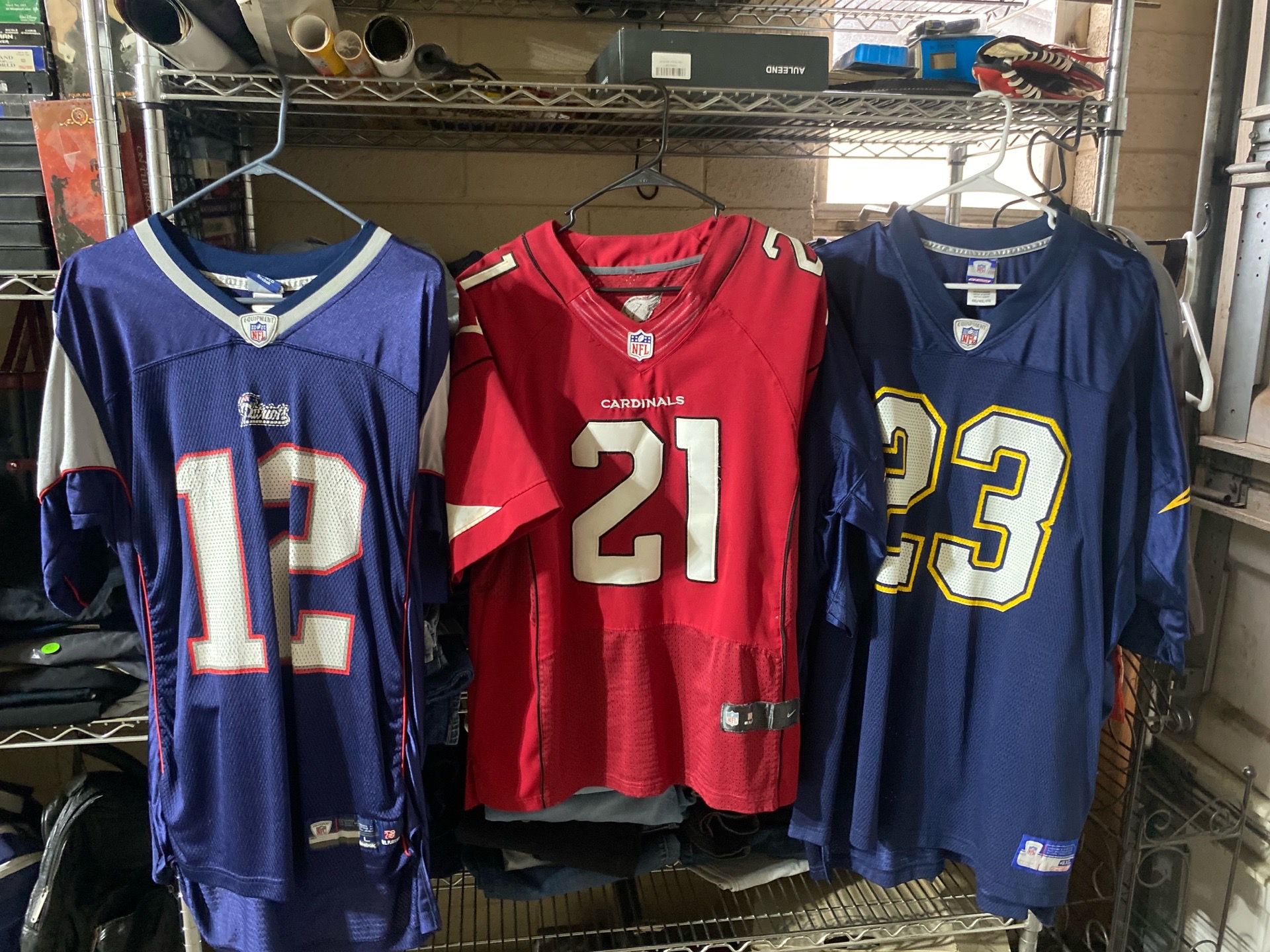 Nfl sports jerseys men’s lot