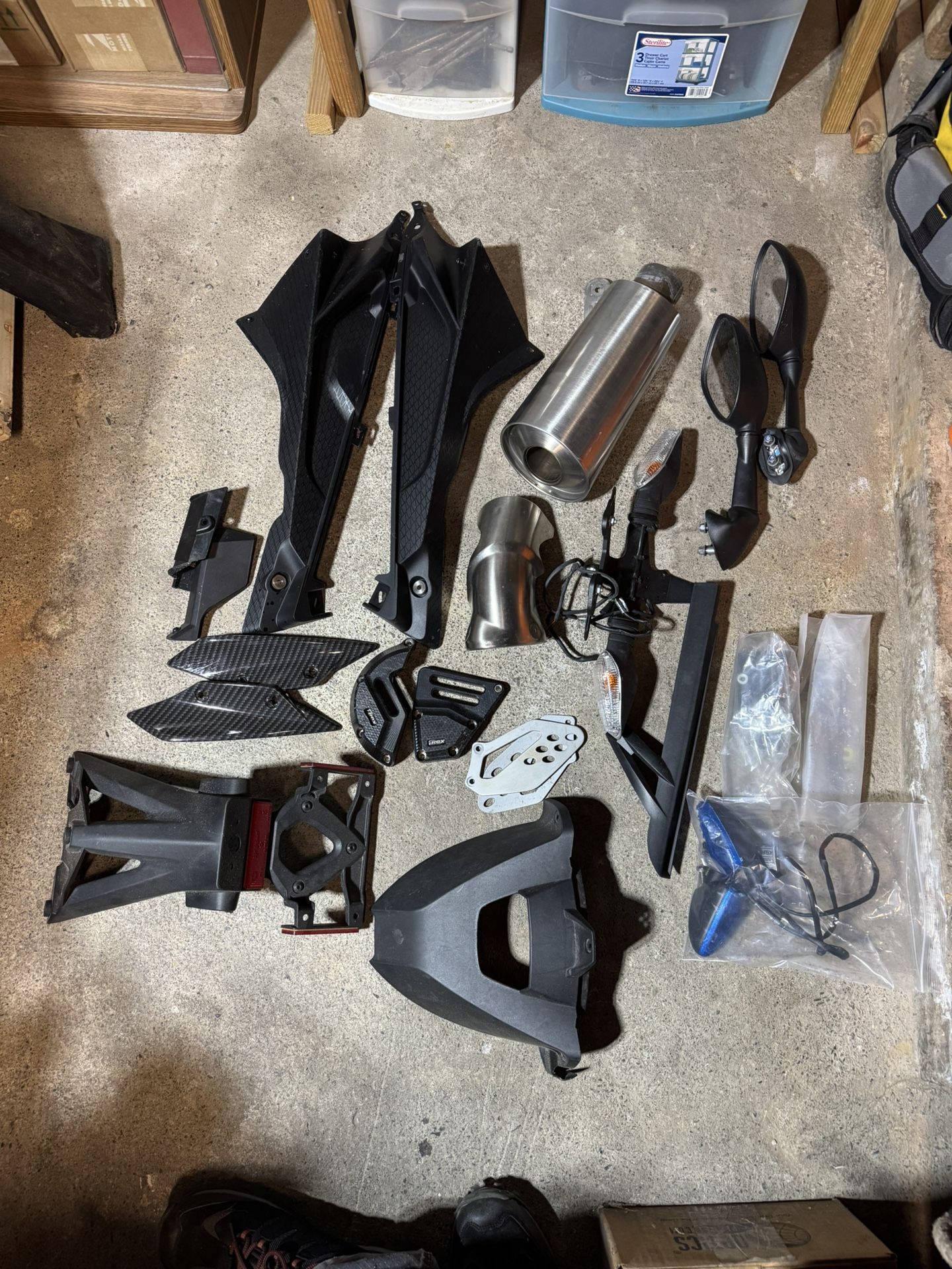 BMW S1000RR parts 
