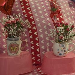 Valentine's Day Mug/arrangements $18