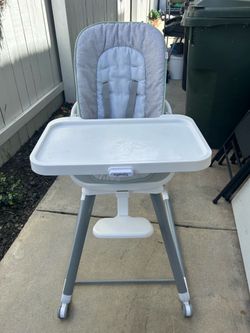 High Chair Booster Seat VERY Good Condition INGENUITY