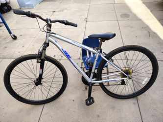 21 speed All Terrain Shimano bike