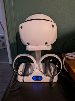 PSVR 2 + PC Adapter + Charging Dock