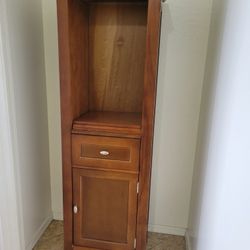 Linen Closet Cabinet Storage   Char
