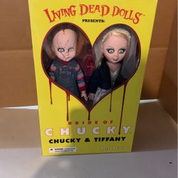 Living Dead Dolls Chucky And Tiffany 