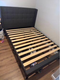 Bed frame size Full