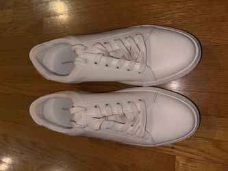 Banana Republic Sneakers - Mens 8 - Brand New