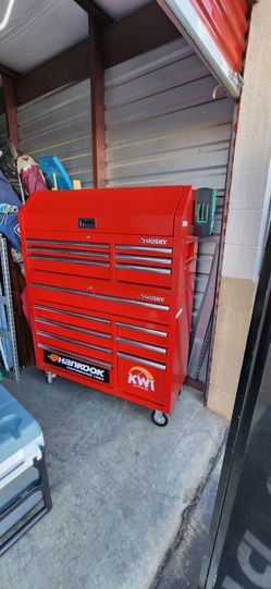 Husky Red Rolling Tool Chest Cabinet