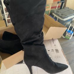 Size 8 Women’s Boots