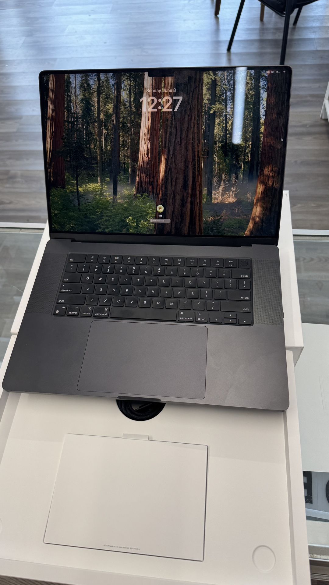 Macboon Pro 16” / M4 pro / 24GB / 512GB