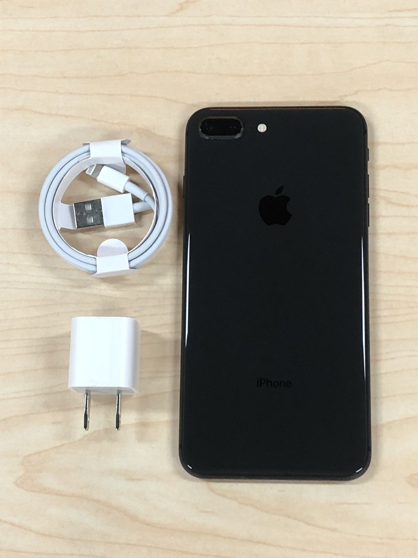 UNLOCKED iPHONE 8+ 64GB