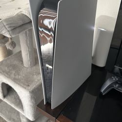 PlayStation 5 With Controller 