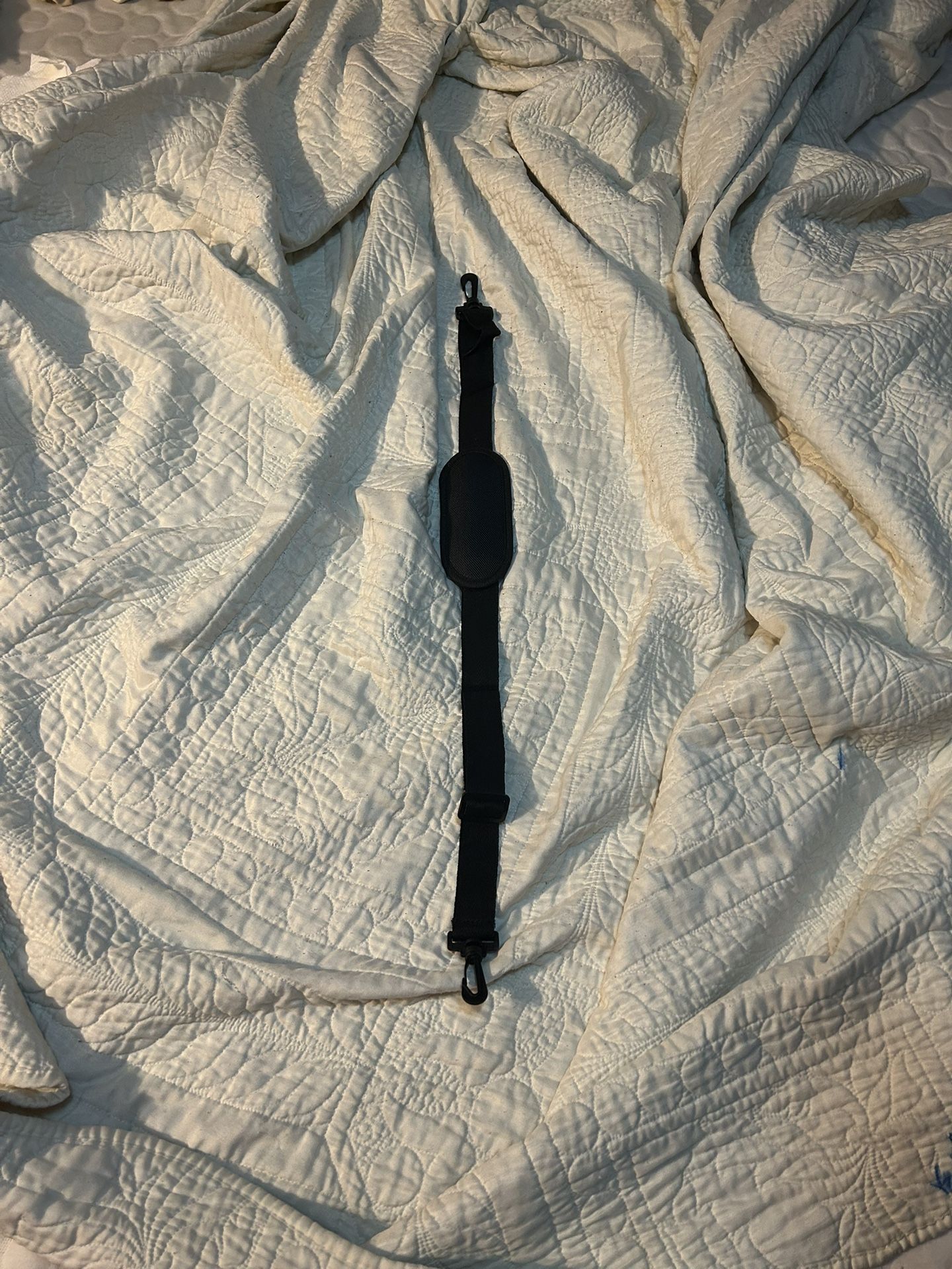 Shoulder strap for the Schrade SCHMBSCP