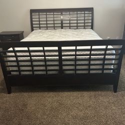 Cal King Bedroom Set 