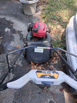 Honda HRN216VKAA Selfpropelled Mower