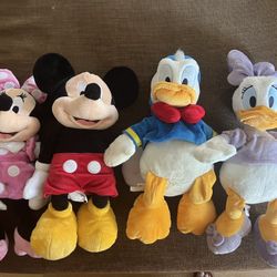 Mickey/Minnie Mouse & Donald/Daisy Duck