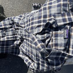Patagonia Blue Flannel Medium 