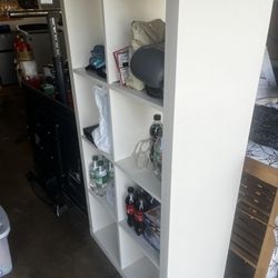 Shelve