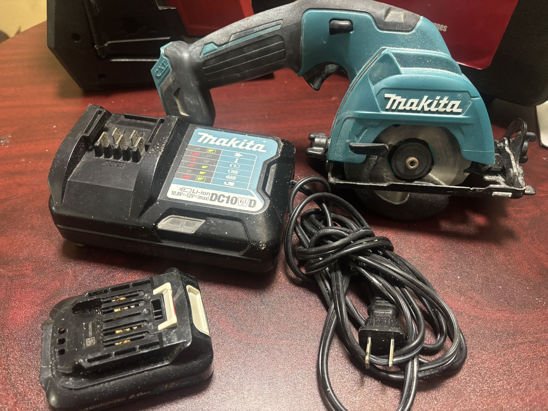 CXT cordless circular saw kit