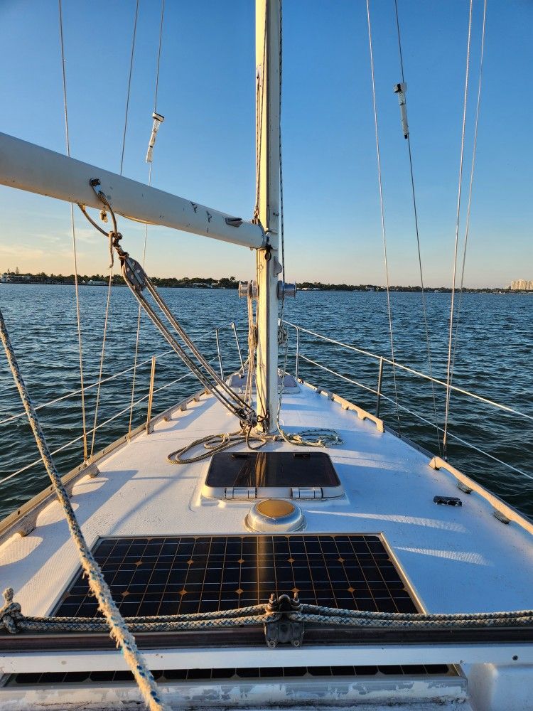 1978 Irwin Sailboat Yachts VS