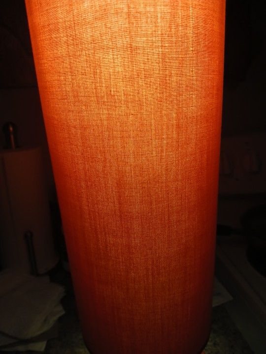 Lamp red fifteen bucks workss