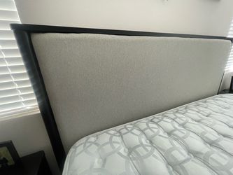 Kingwood Platform Bed with Upholstered Headboard with Black Frame