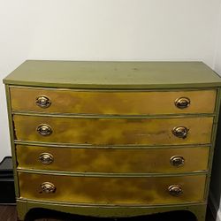 Vintage Bow Dresser