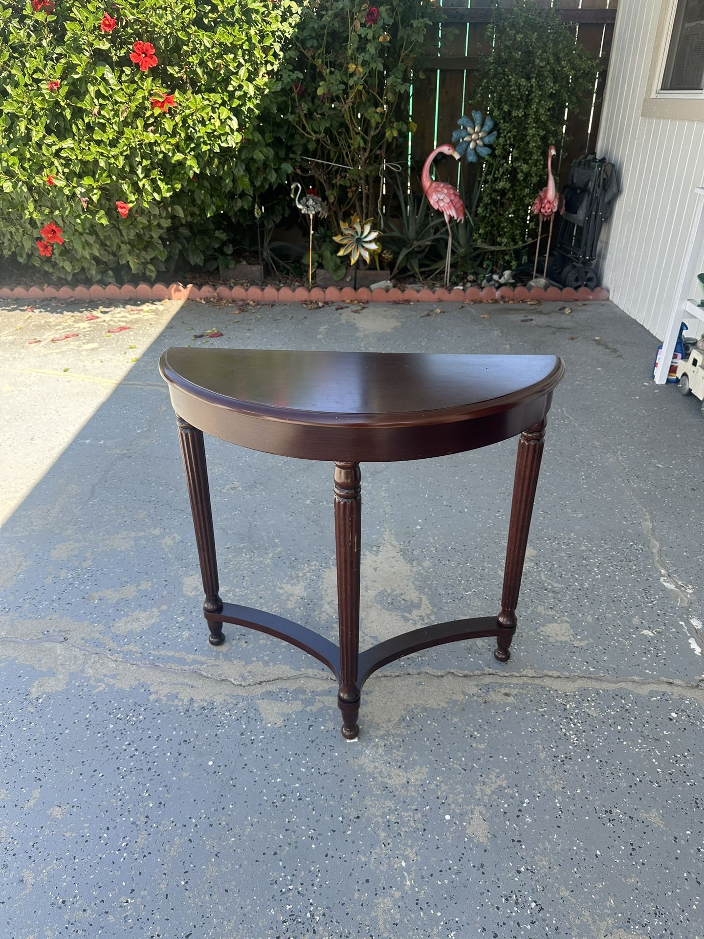 1993 Vtg Bombay Half Moon 059- 03-MJ Table Made In Malaysia