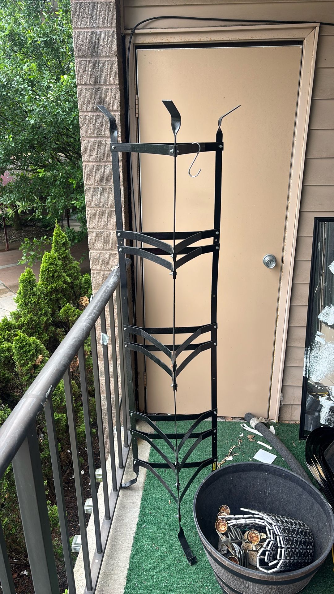 plant rack or pot stand lol