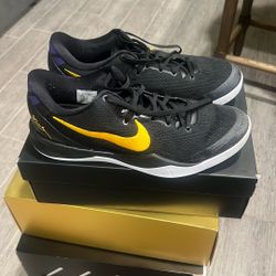 Nike Kobe 8 Pro Size 12