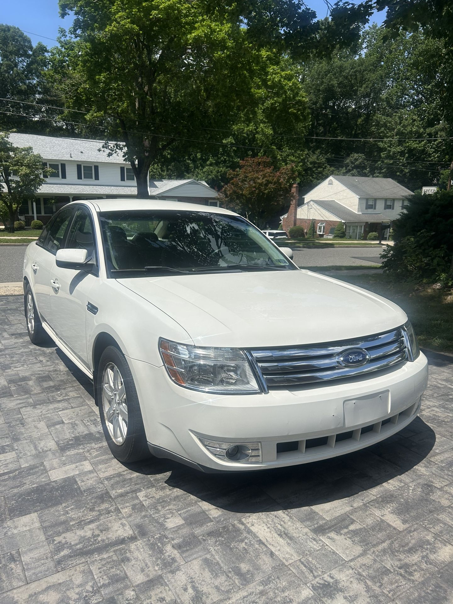 2009 Ford Taurus