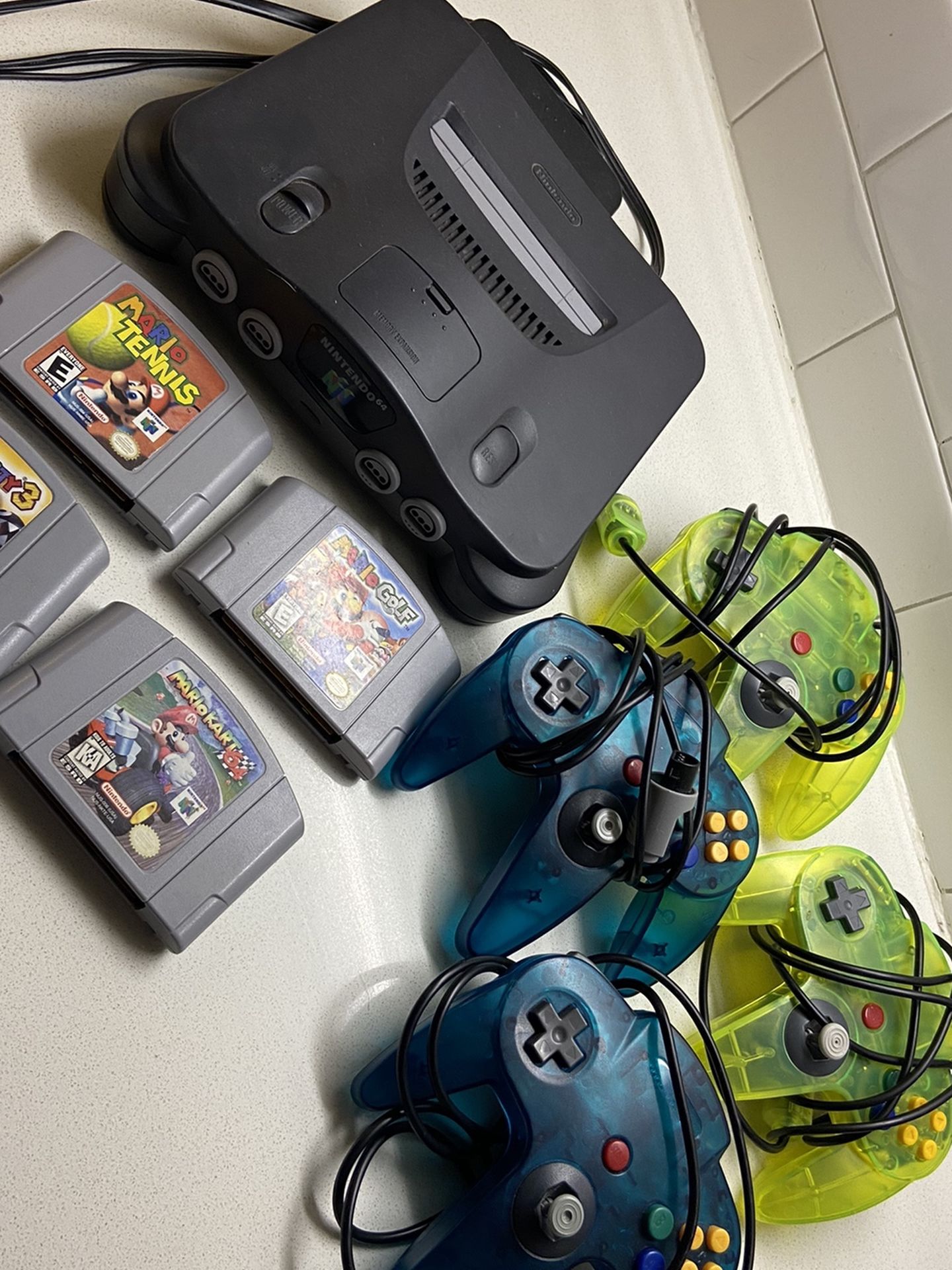 Nintendo64 With 4 Controllers, Mario Kart 64, Mario Party 3, Mario Tennis, Mario Golf