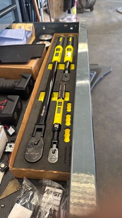 Snap on torque wrench set