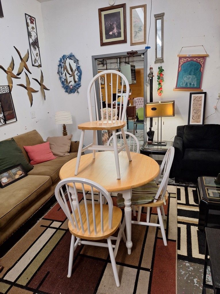 5-Piece Natural and White Dining Set (Country/Farmhouse Style) w/Dual Dropleaf