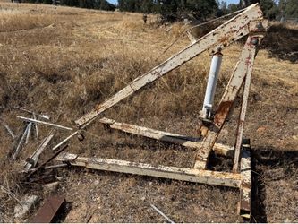 Engine hoist