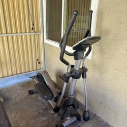 Sunny Elliptical Machine - Perfect Condition