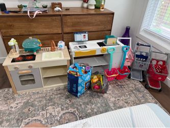 Play kitchen/aldi store