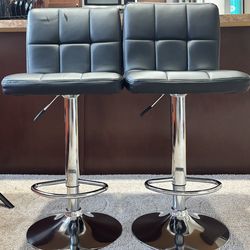 Modern Countertop/Bar Chairs – Like New for sale