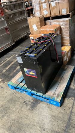 Forcklift battery standup