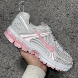 Nike Vomero 5