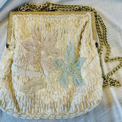 Vintage La Regale Beaded Evening Bag / Chain Purse (Made in Hong Kong)