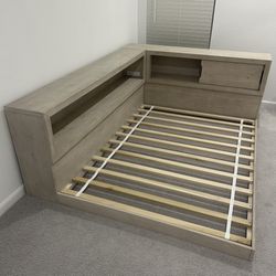 Pottery Barn Teen Costa Platform Lounge Corner Bed