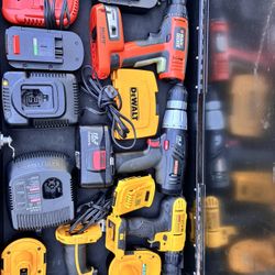 Drills, batteries, and chargers DeWalt craftsman’s Black & Decker